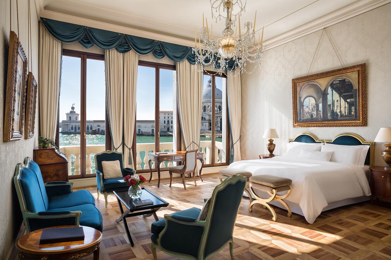 Hotel Booking